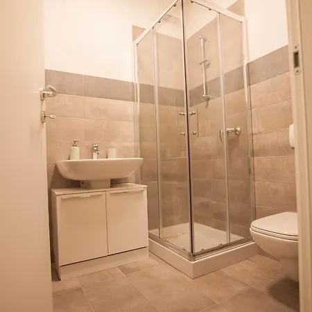 Italianflat - The Peschiera Terrace 公寓 *